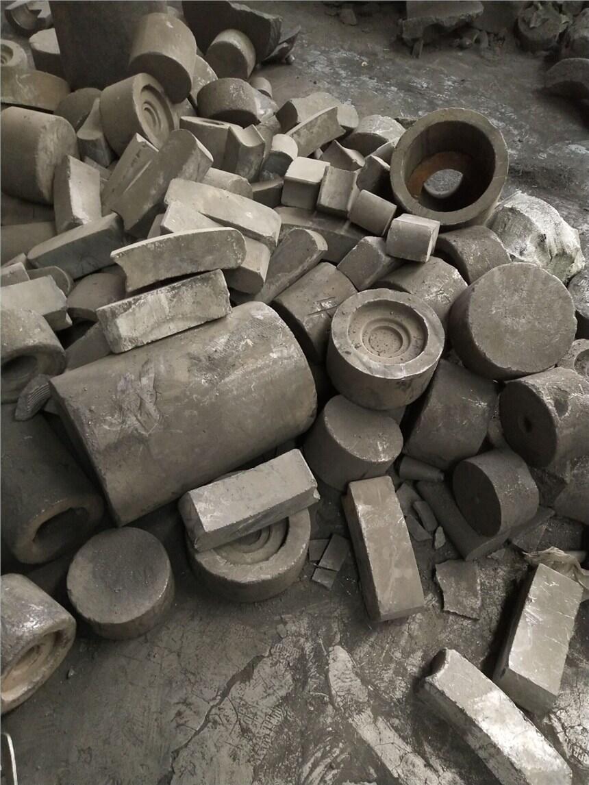 廢舊石墨塊高價(jià)回收